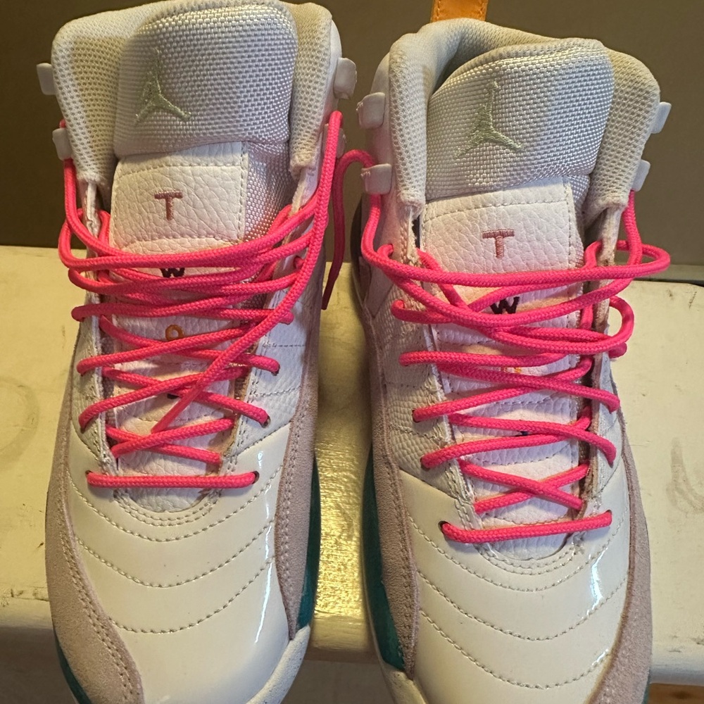 Air Jordan 12 GS – Girls’/Youth Size 5